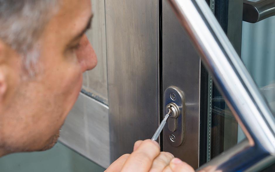 ouverture de porte Paris 4